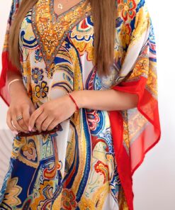 Damske plazove ponco s volnym strihem cerveny detail