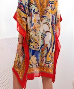 Damske plazove ponco s volnym strihem cerveny zada