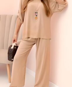 Damsky komplet s halenkou s nahrdelnikem a sirokymi nohavicemi camel