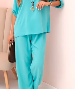 Damsky komplet s halenkou s nahrdelnikem a sirokymi nohavicemi mata